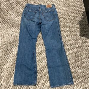 Levi's 567 32 x 34  Relaxed Bootcut  Like New!